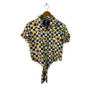 Kitschy Rockabilly Skater Spencer’s Checkered Sunflower Tie-Front Button Up Top